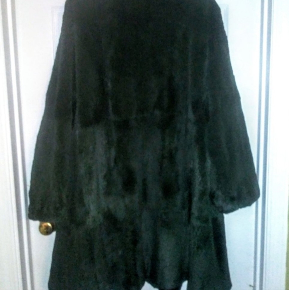 Genuine Green Sheared Beaver Swing Coat - Picture 2 of 10
